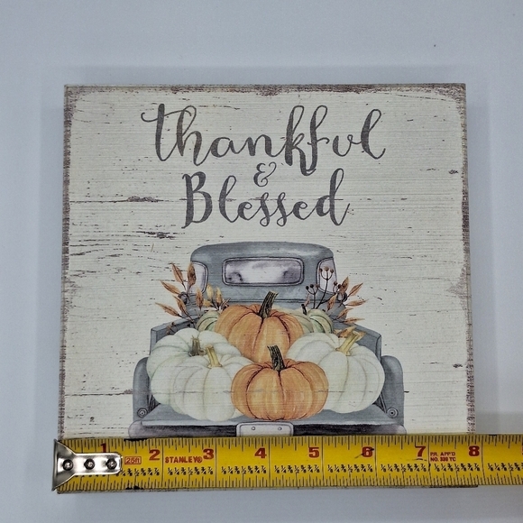 Hallmark Pumpkin Spice Ceramic Pumpkin Candle and Quill to Paper Farm Truck Sign - Picture 4 of 12